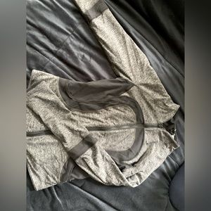 Lululemon Women’s small reversible athletic jacket